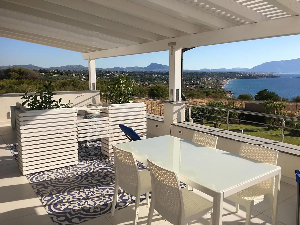 טראסיני Villa Perla Di San Cataldo
